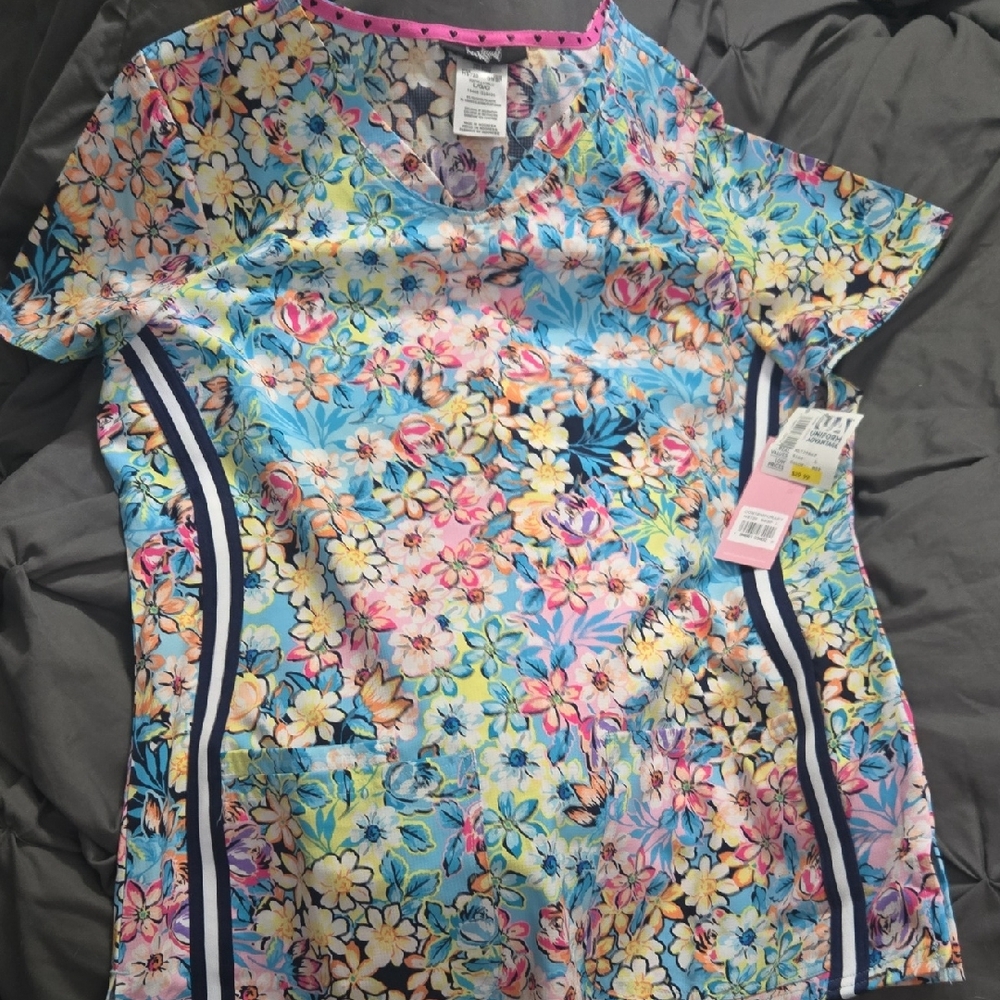 HeartSoul Multicolor Floral Scrub Top
